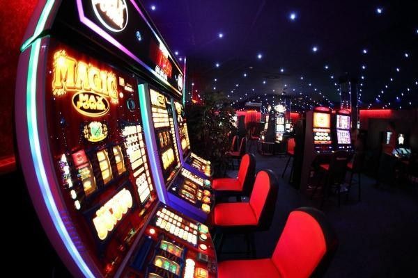 Игровой автомат Queen of Hearts от казино Вулкан 24 бест